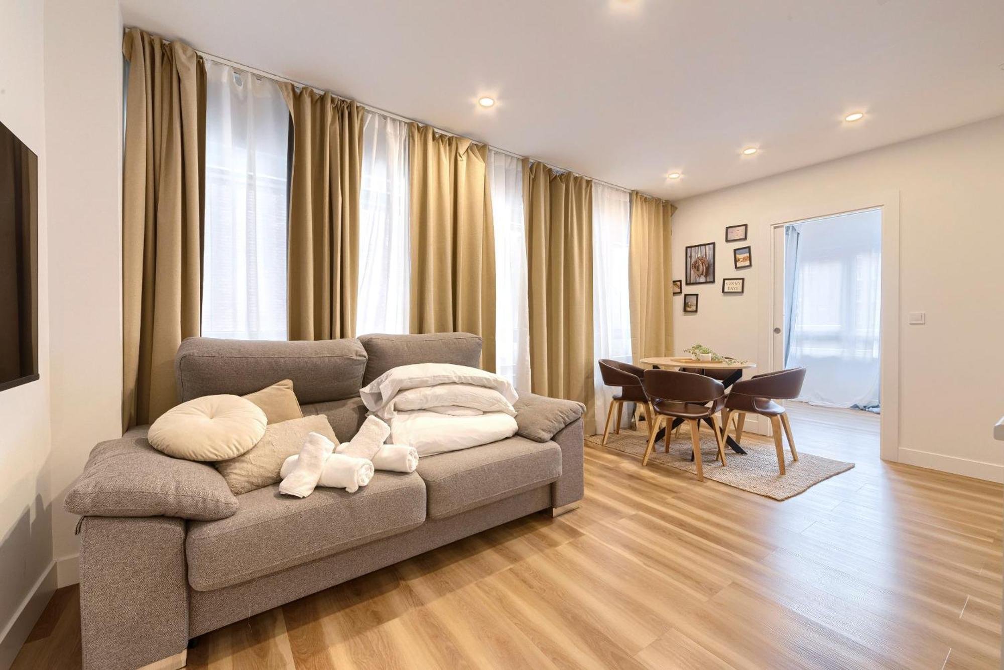 Deustown Apartamentos Бильбао Экстерьер фото