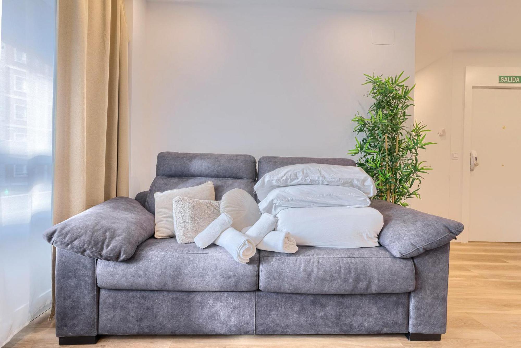 Deustown Apartamentos Бильбао Экстерьер фото